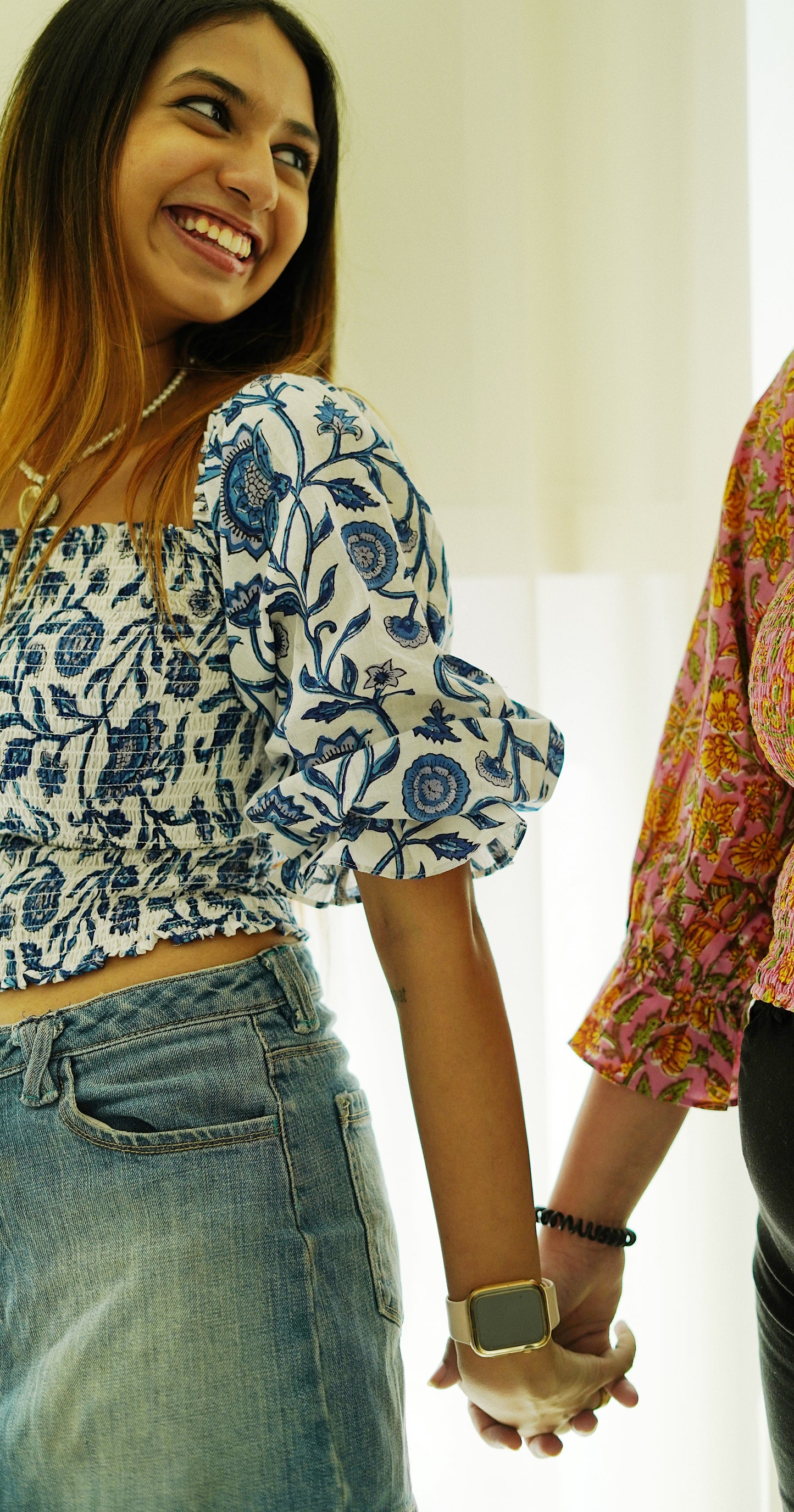 Iris Sleeved Scrunch Top